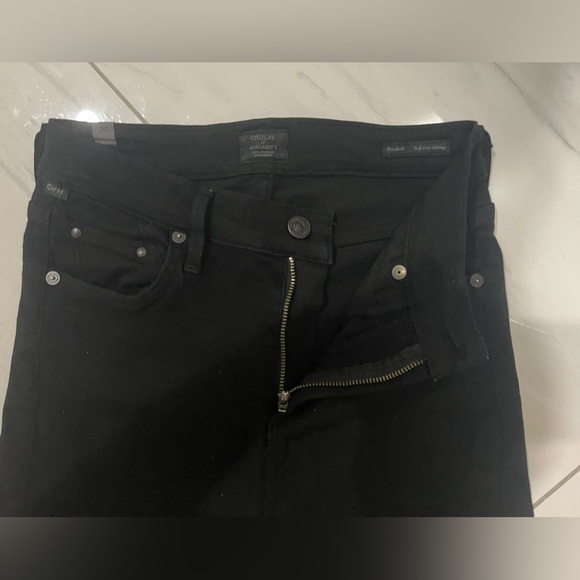 Size 25 Black Citizens of Humanity high rise Rocket jeans - Picture 4 of 7